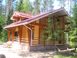 Дом из деревянных кирпичей