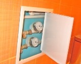 Стоит ли делать скрытый монтаж трубопровода в ванной комнате? 